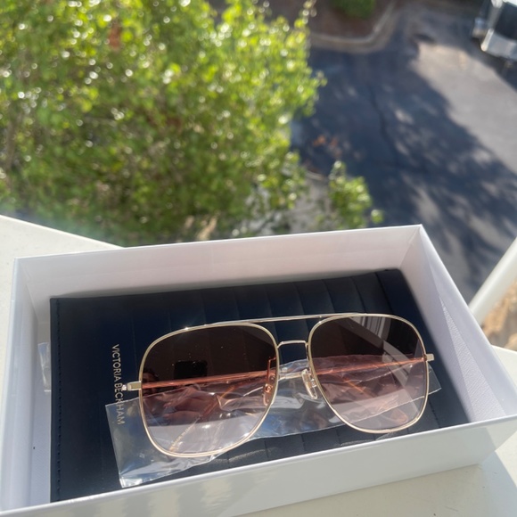 VICTORIA BECKHAM SUNGLASSES GOLD-WINE